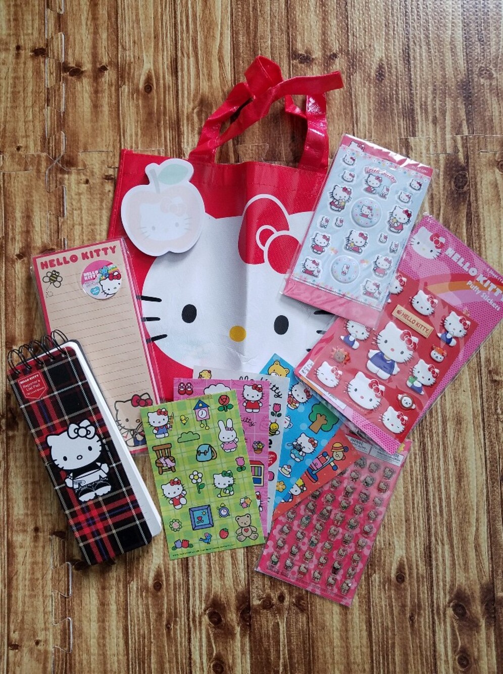 Hello Kitty Stationery Gift Set Lot Tote Bag Stickers Notepad Magnetic Sanrio
